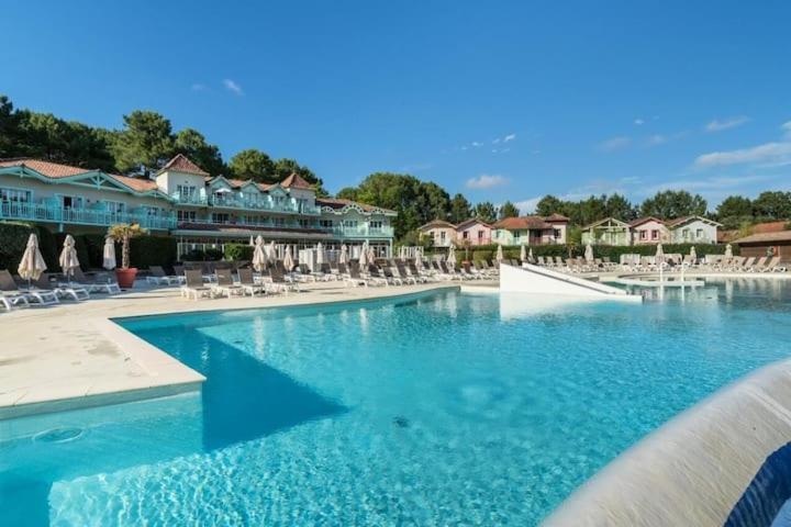 Maison Sur Golf Avec Piscine Chauffee A Lacanau Ocean Εξωτερικό φωτογραφία